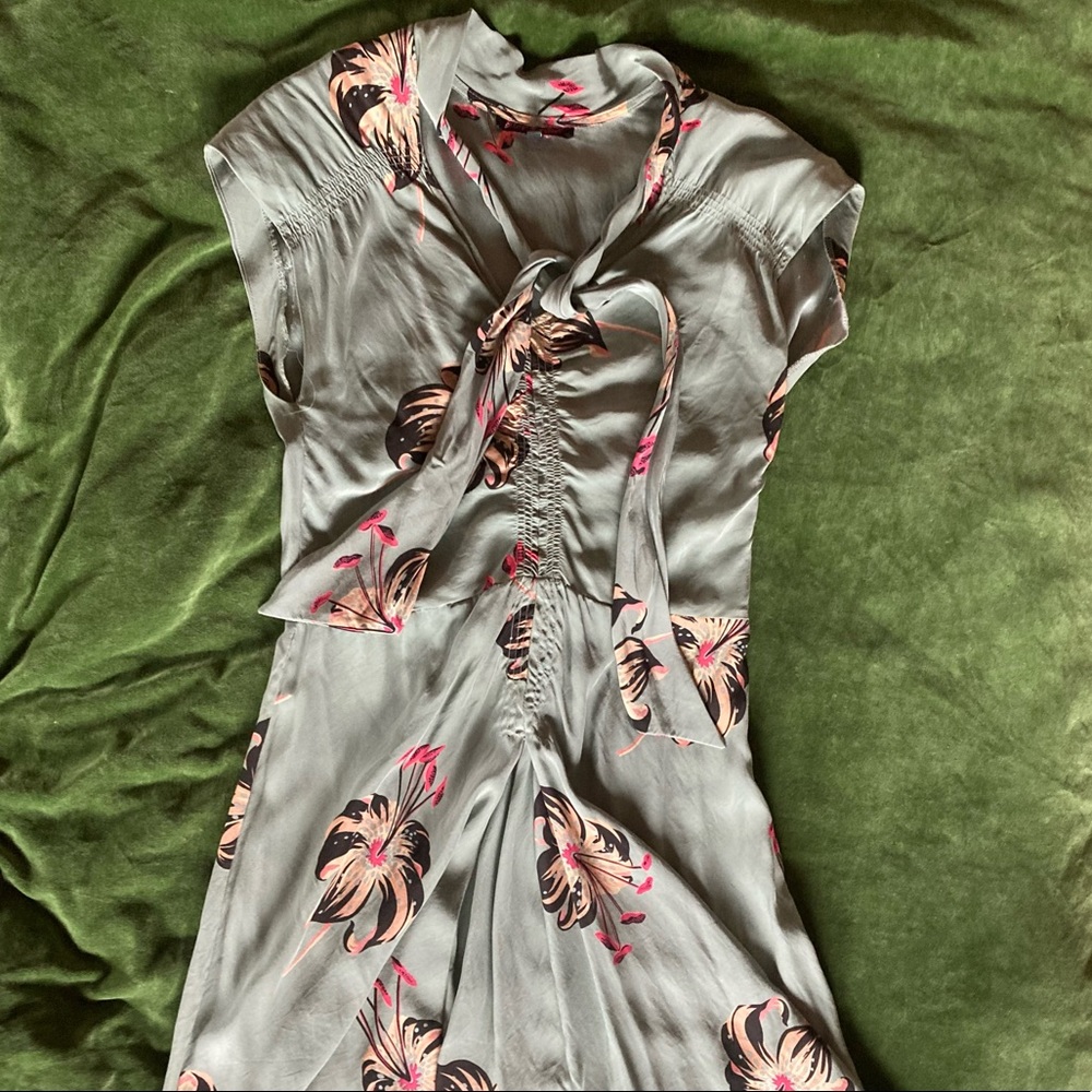 Vintage Betsy Johnson 100% silk dress